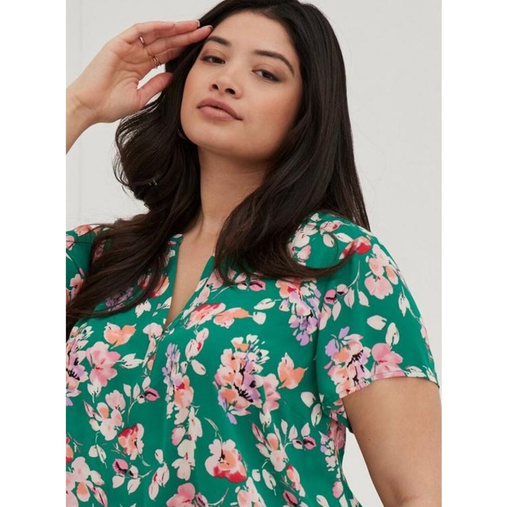 Torrid Green Floral Georgette Tunic Hi Low Blouse 3X 22 24 Split Neck Short Slv